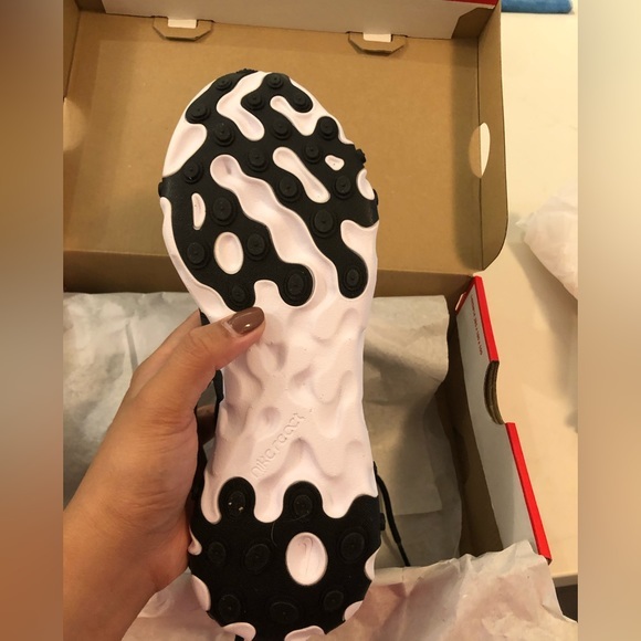 Nike element‎ 55 - Picture 5 of 6